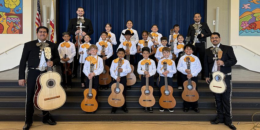 Sherman Oaks Mariachi group